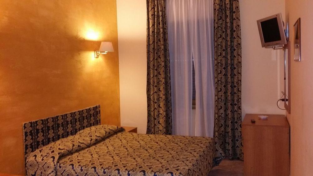 Hotel Industrial Rome Extérieur photo